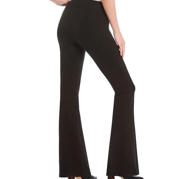 BCBG Black Pants. No Pockets for Smooth Look Straight Leg Size 10 - Picture 3 of 8